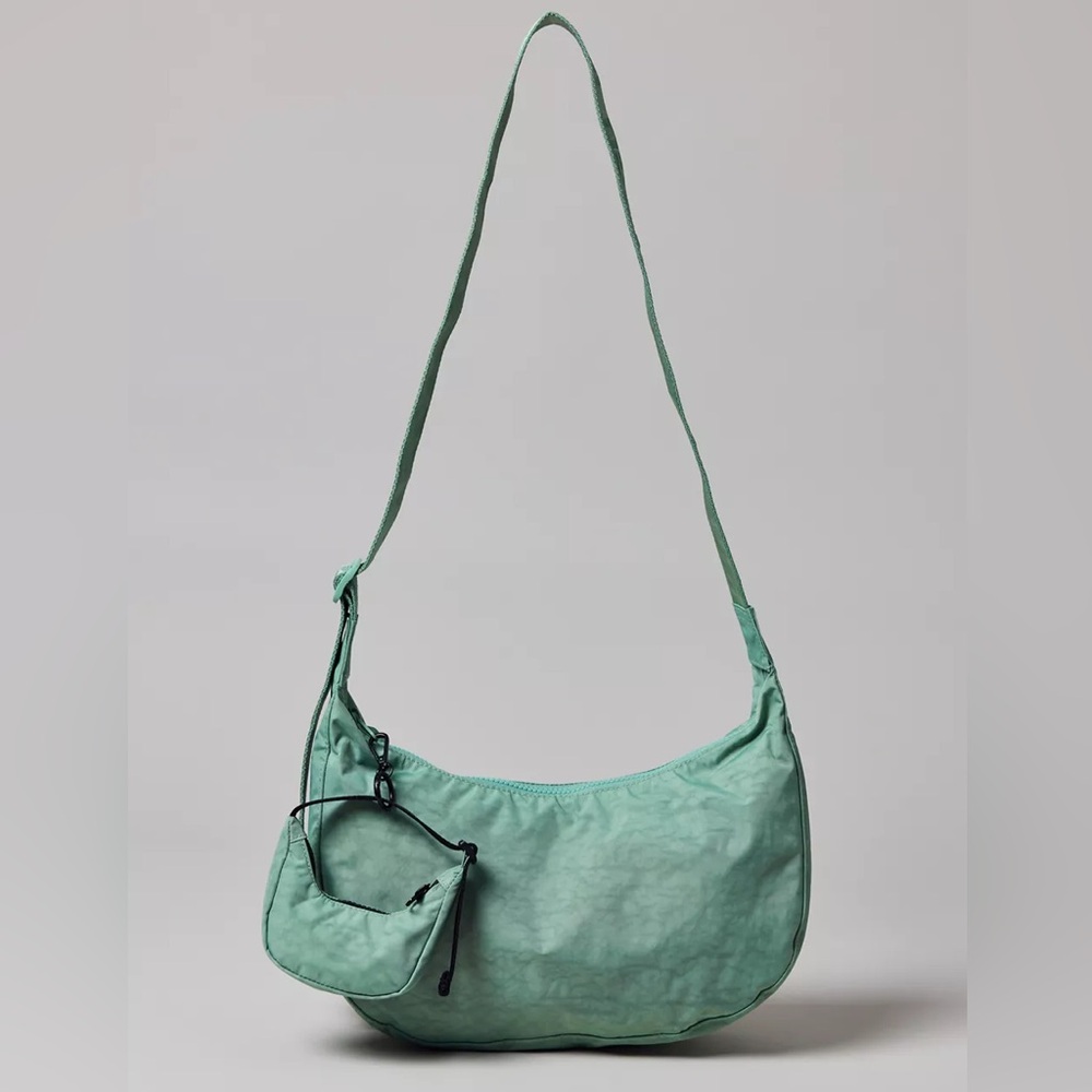 BAGGU Medium Crescent Bag - Seafoam UO Exclusive - Picture 3 of 5